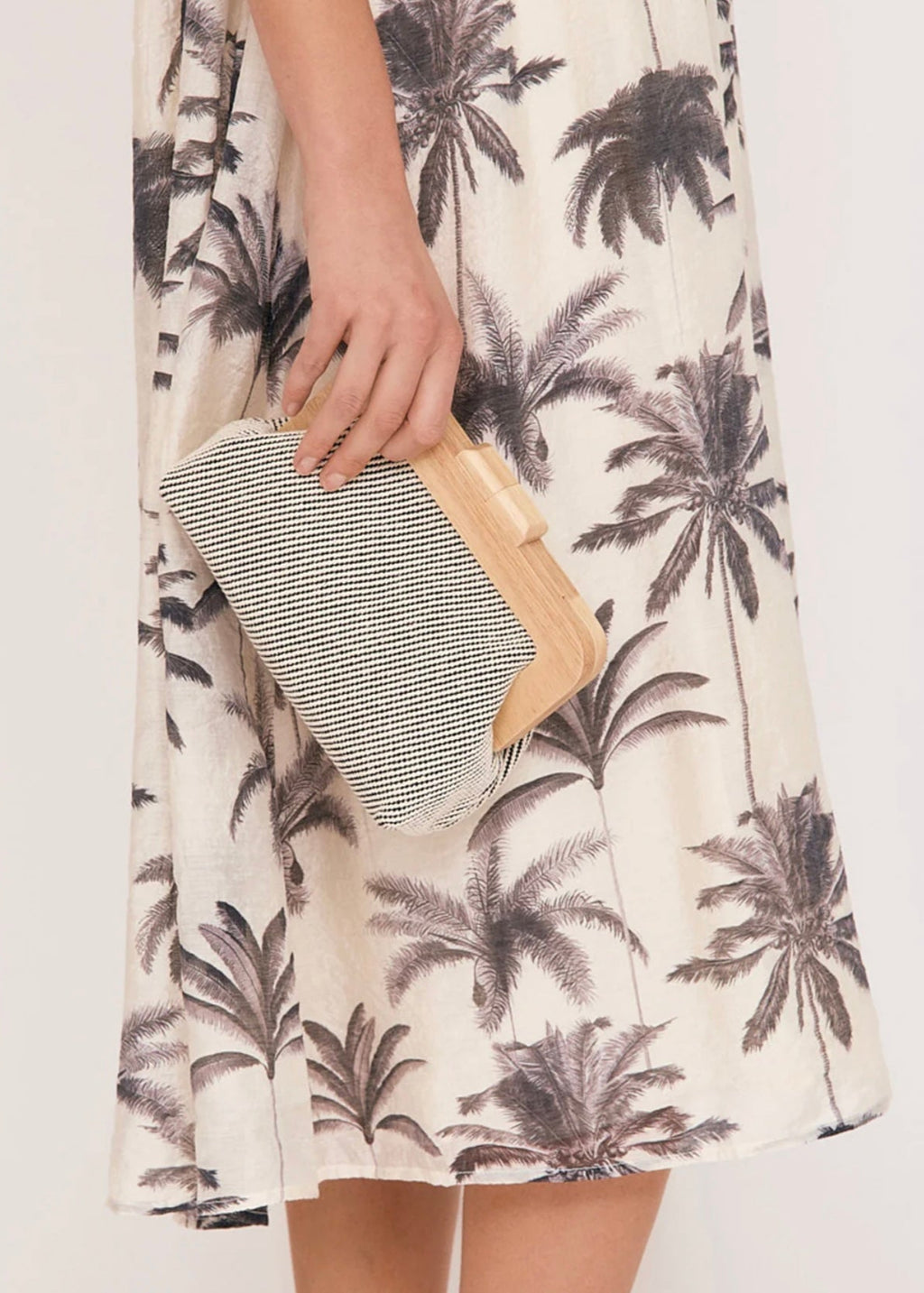 Tessa Fabric Weave Timber Clutch ~ Black/Natural