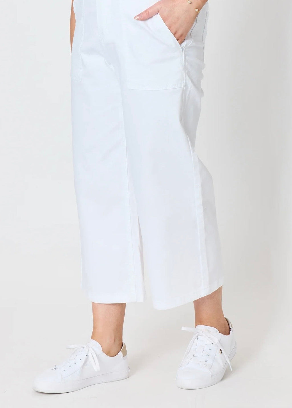 Hudson Wide Leg Crop Jean ~ White