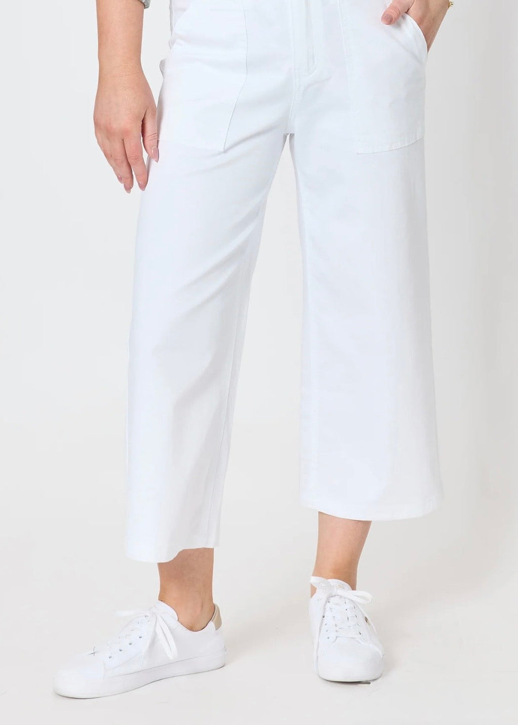 Hudson Wide Leg Crop Jean ~ White