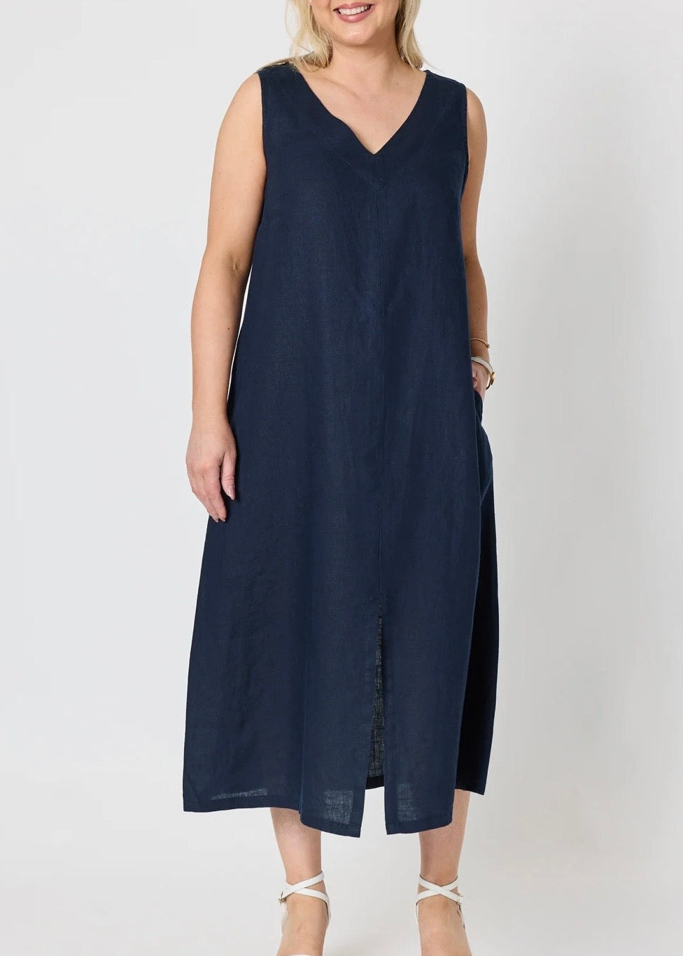 Ava Linen V-neck Dress ~ Navy