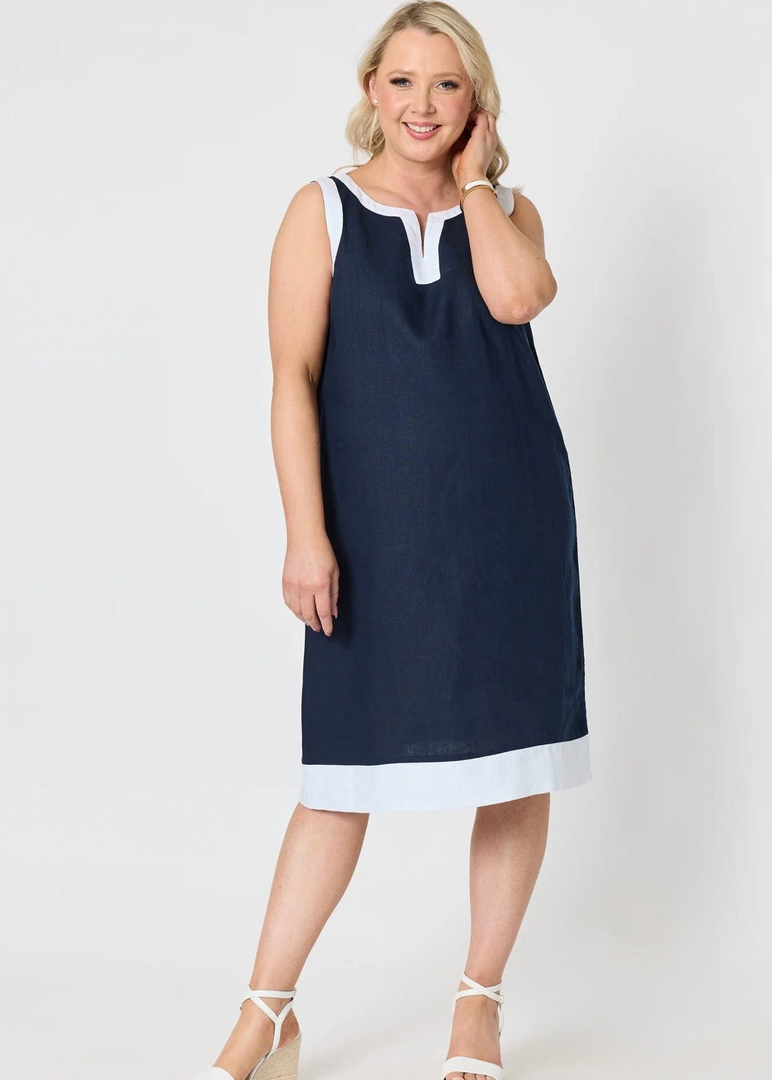 Chloe Contrast Linen Dres ~ Navy/White