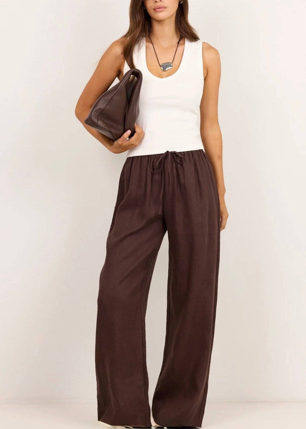Wellness Pull on Linen Pant ~ Chocolate