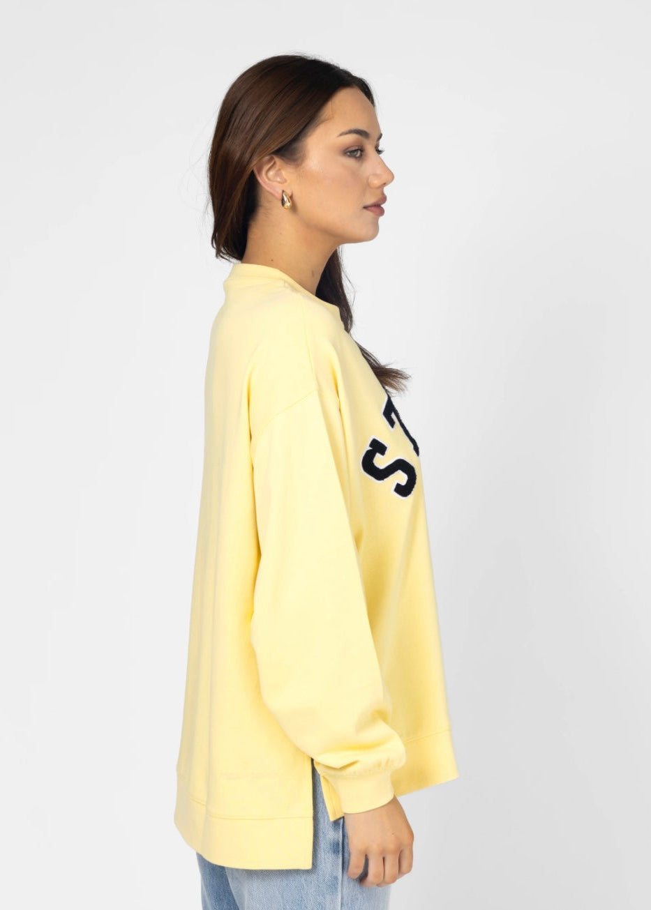 Sunday Sweater ~ Banana