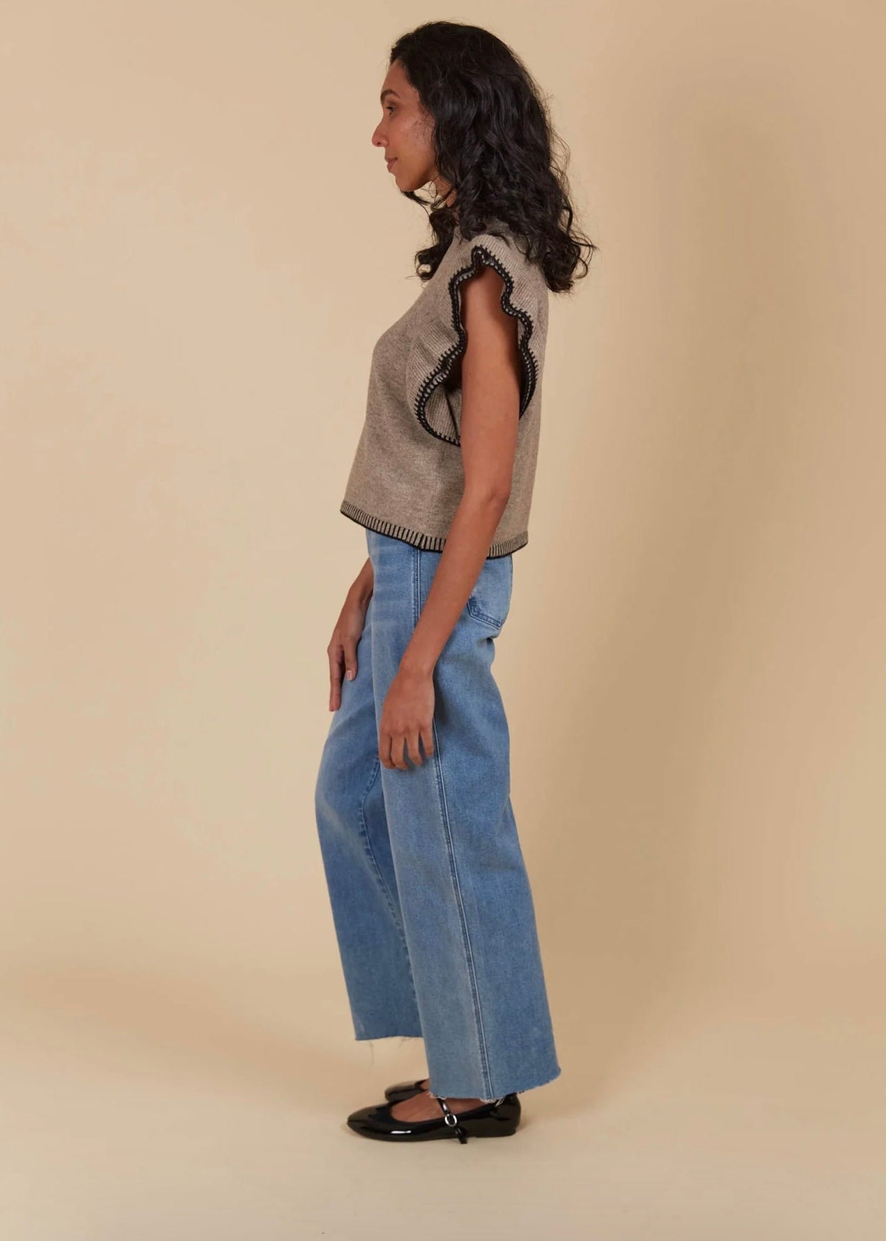 Athena Frill Top ~ Taupe