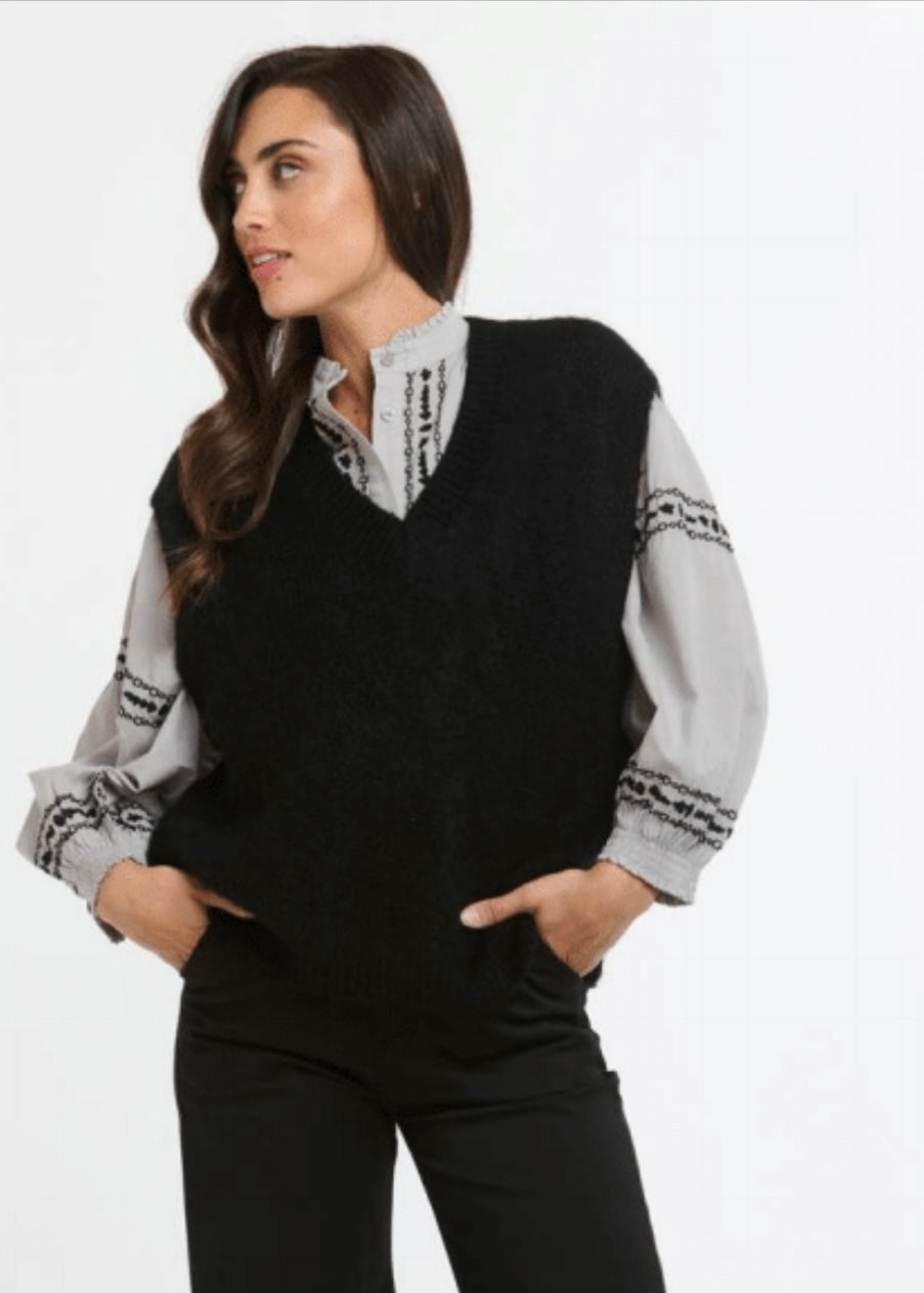 Clara Embroidered Cotton Shirt ~ Putty