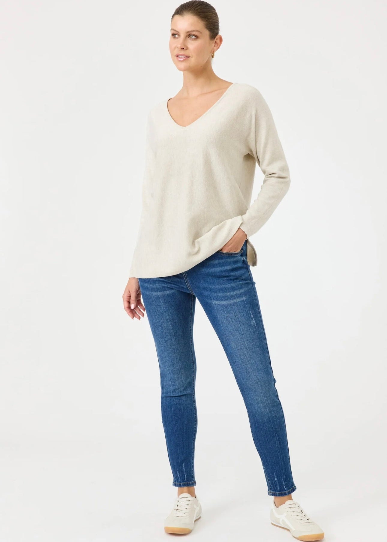 Studio V Knit ~ Tusk