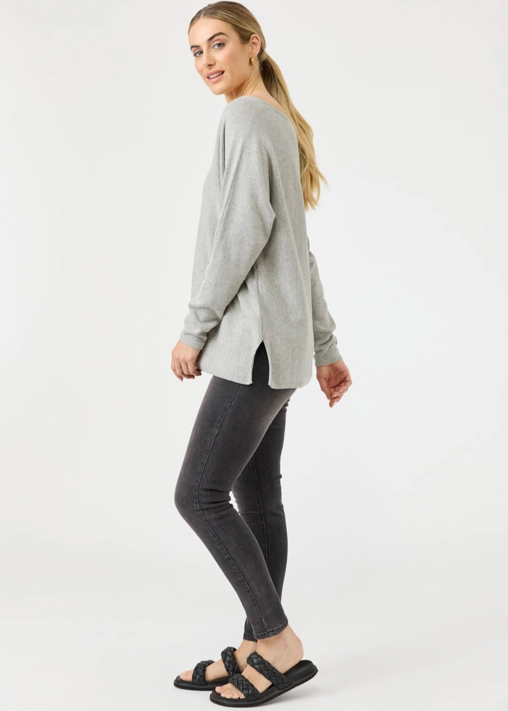 Studio V Knit ~ Marle