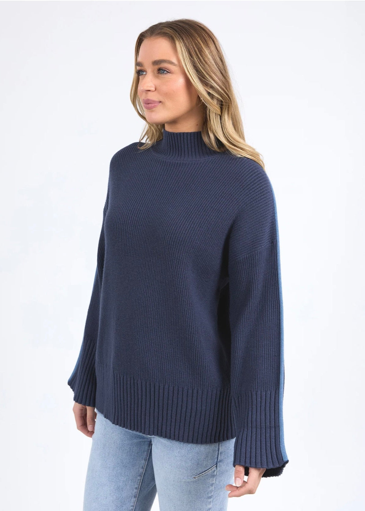 Oliver Knit ~ Deep Blue