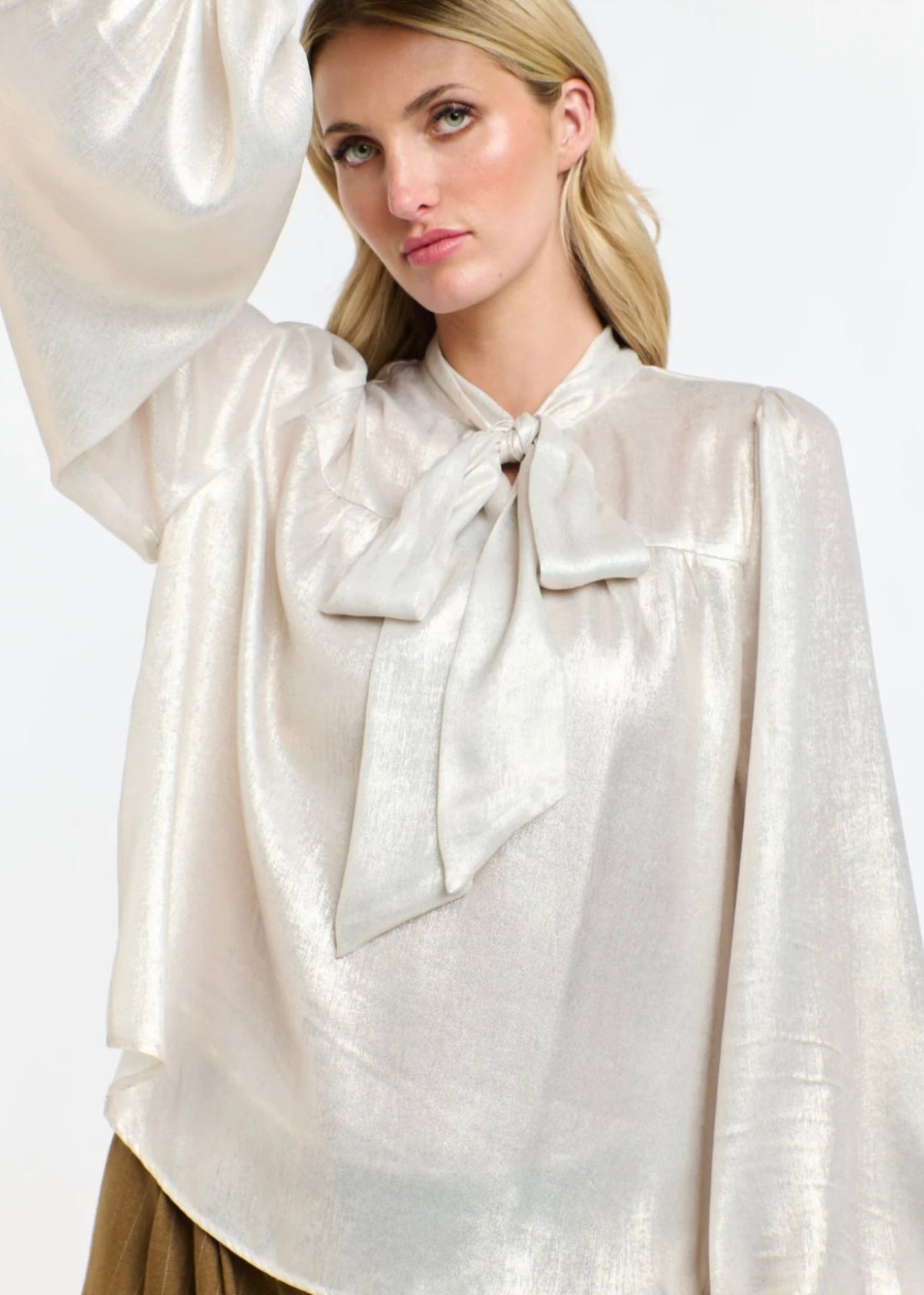 Pussy Bow Top ~ Champagne