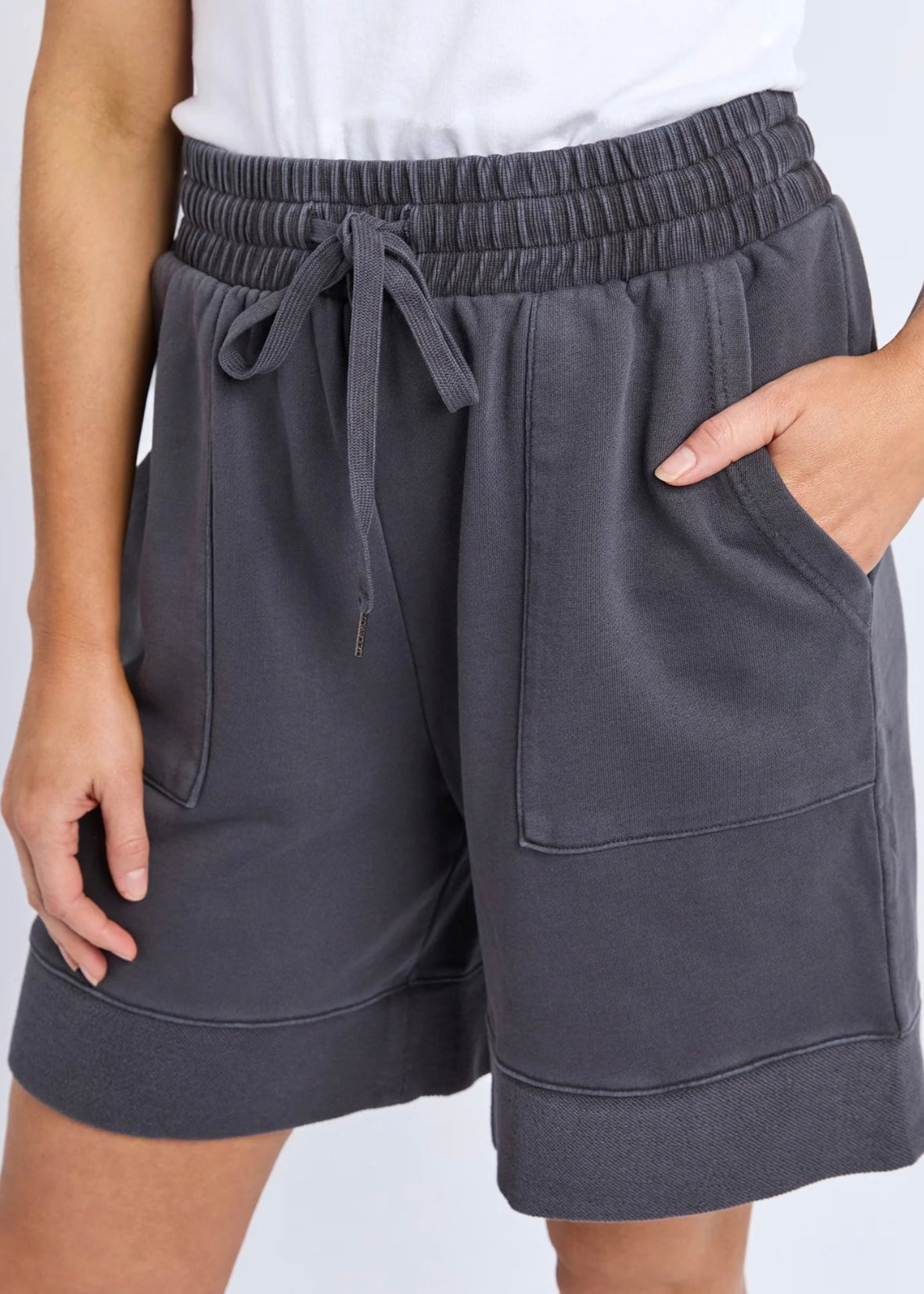 Huslter Short ~ Charcoal