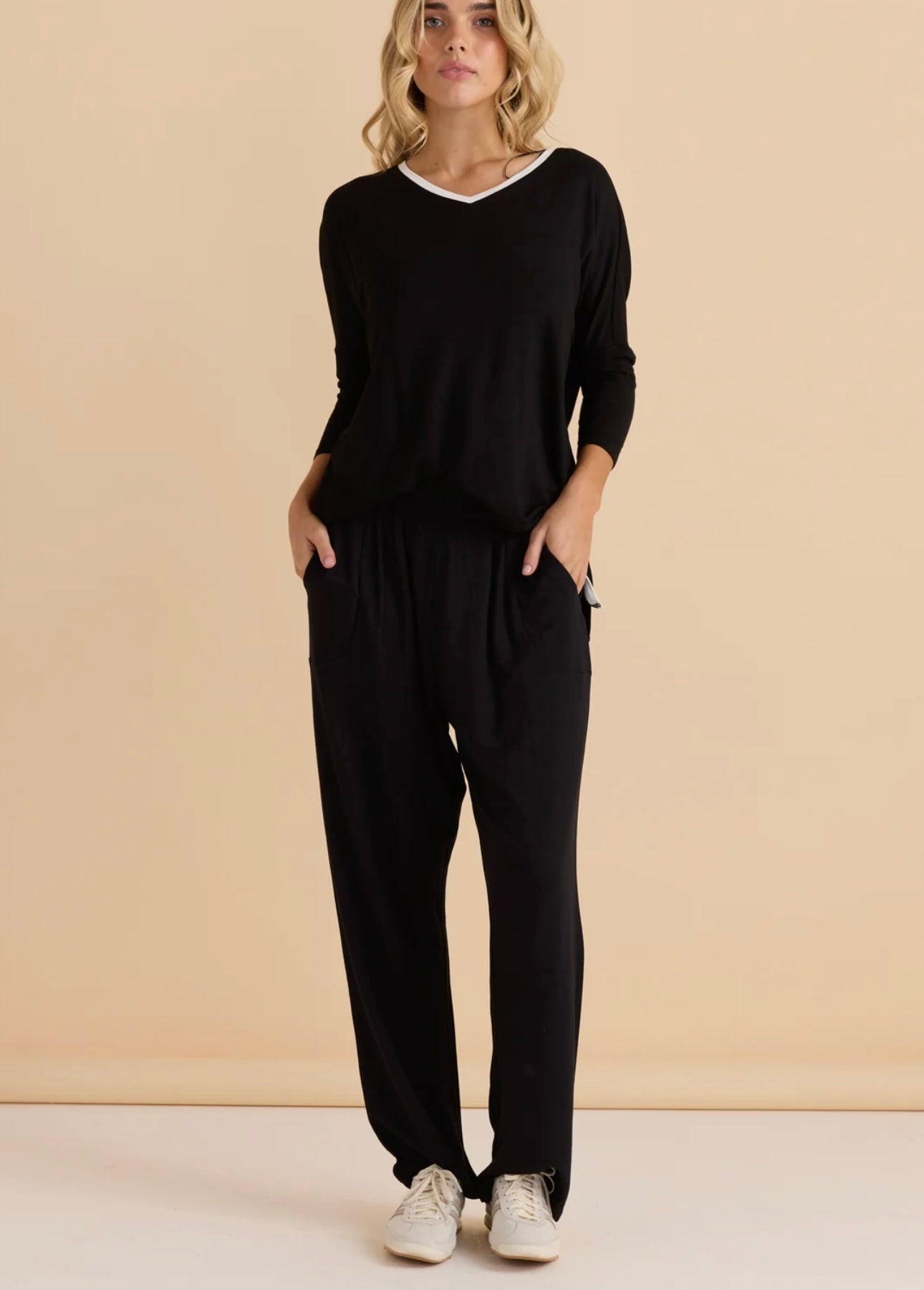 Adina 3/4 Sleeve top ~ Black