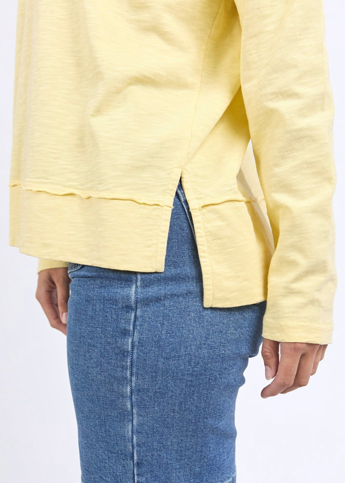 Jayne Throw on Top ~ Lemon