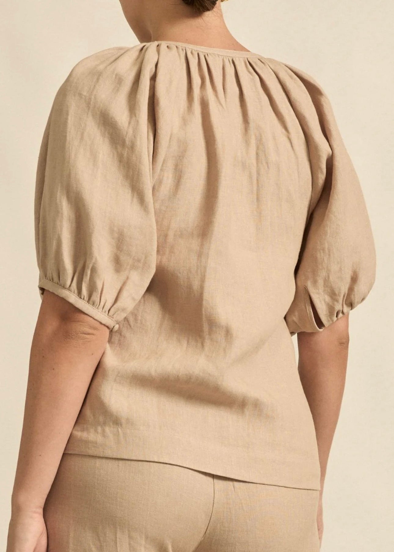 Kilter Top ~ Stone