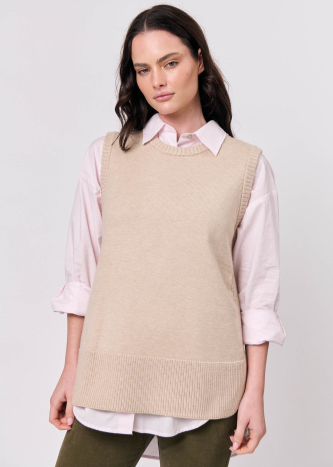 Chip Knit Vest ~ Natural