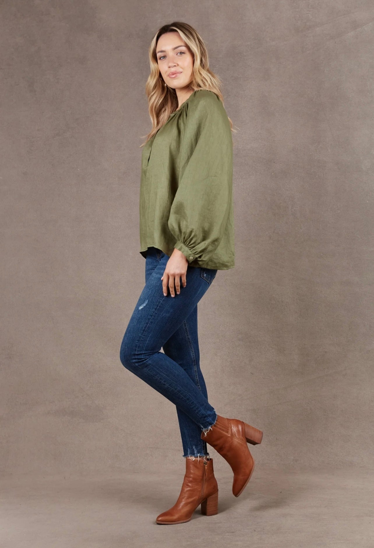 Nama Blouse ~ Fern