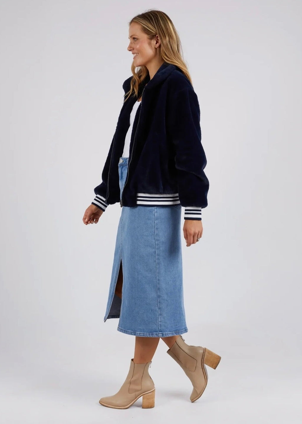 Nora Bomber ~ Navy