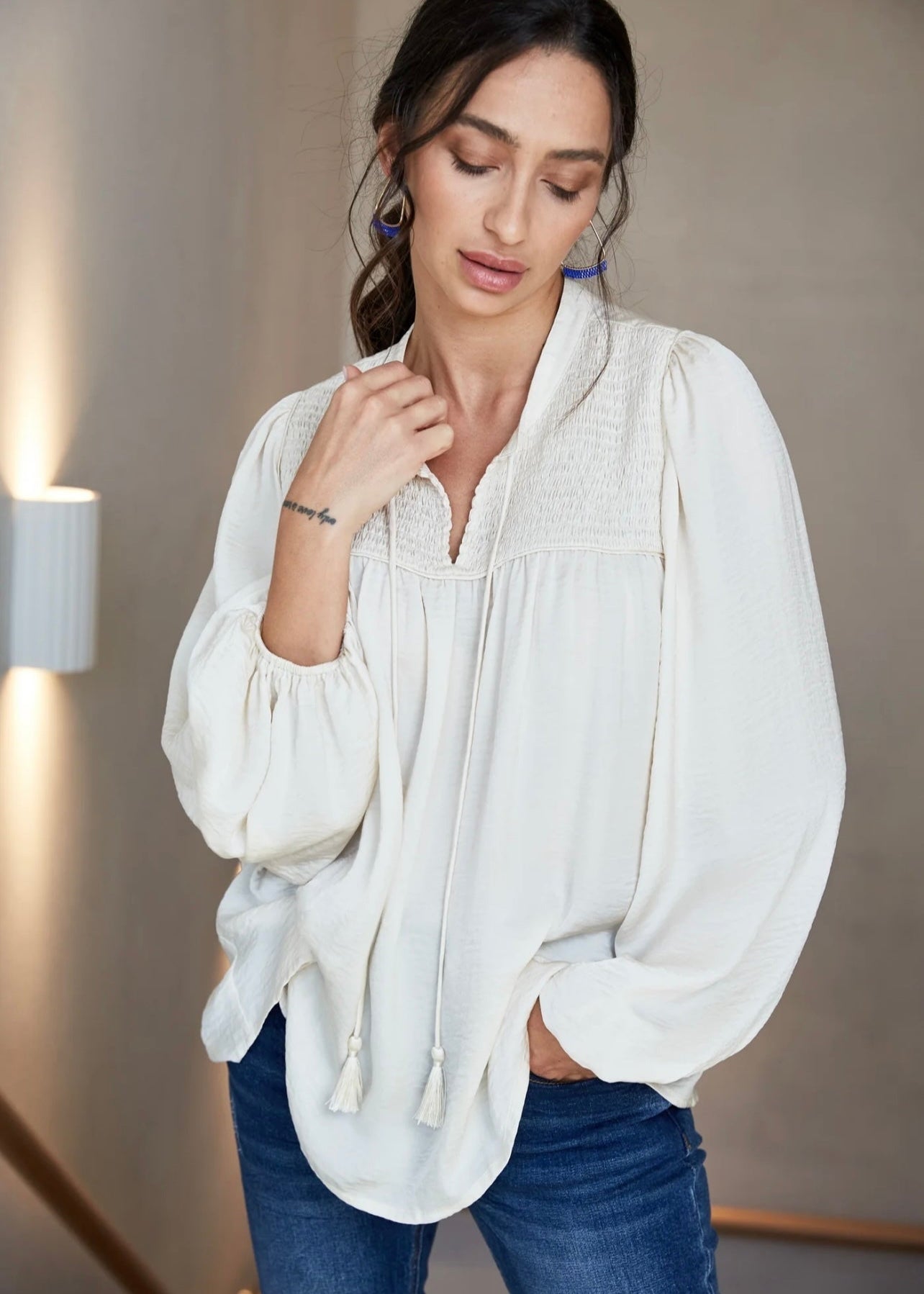 Romance Blouse ~ Creme