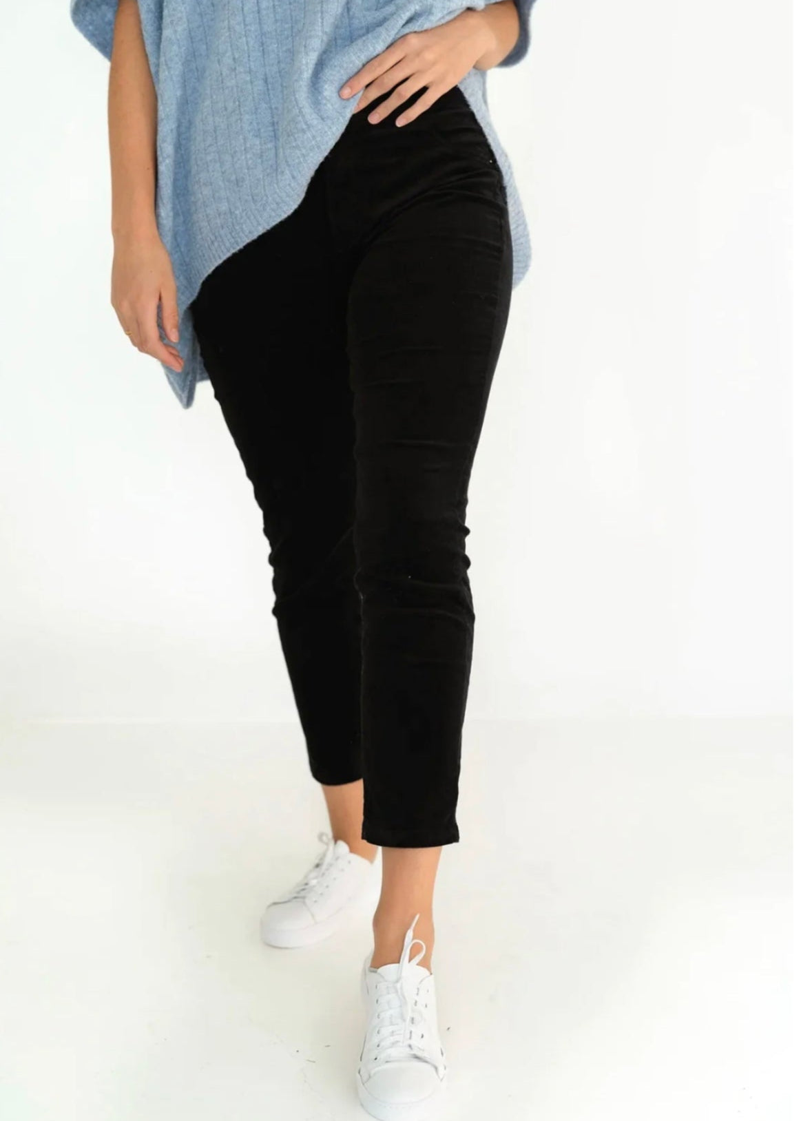 Queen Cord Jeans ~ Black