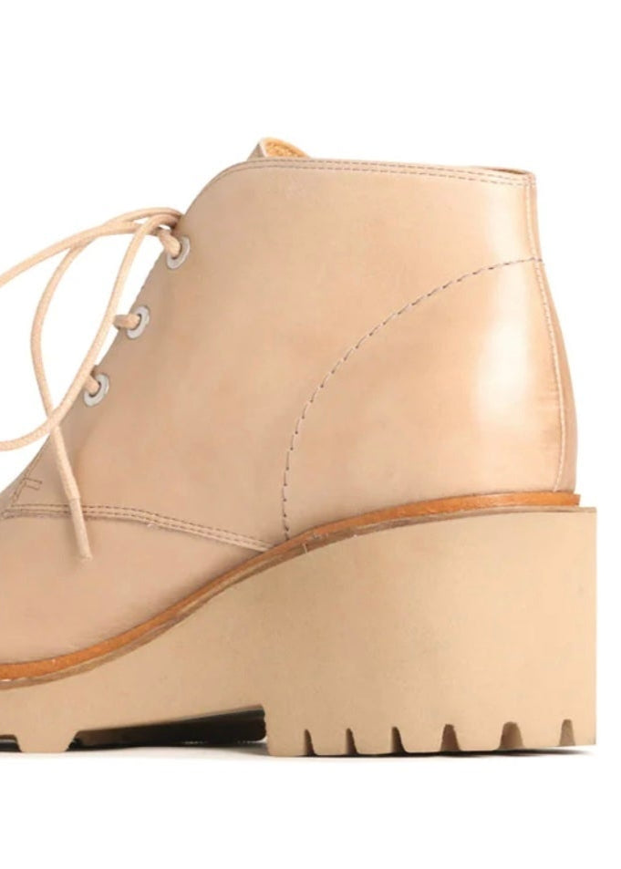 Paru Boot ~ Taupe