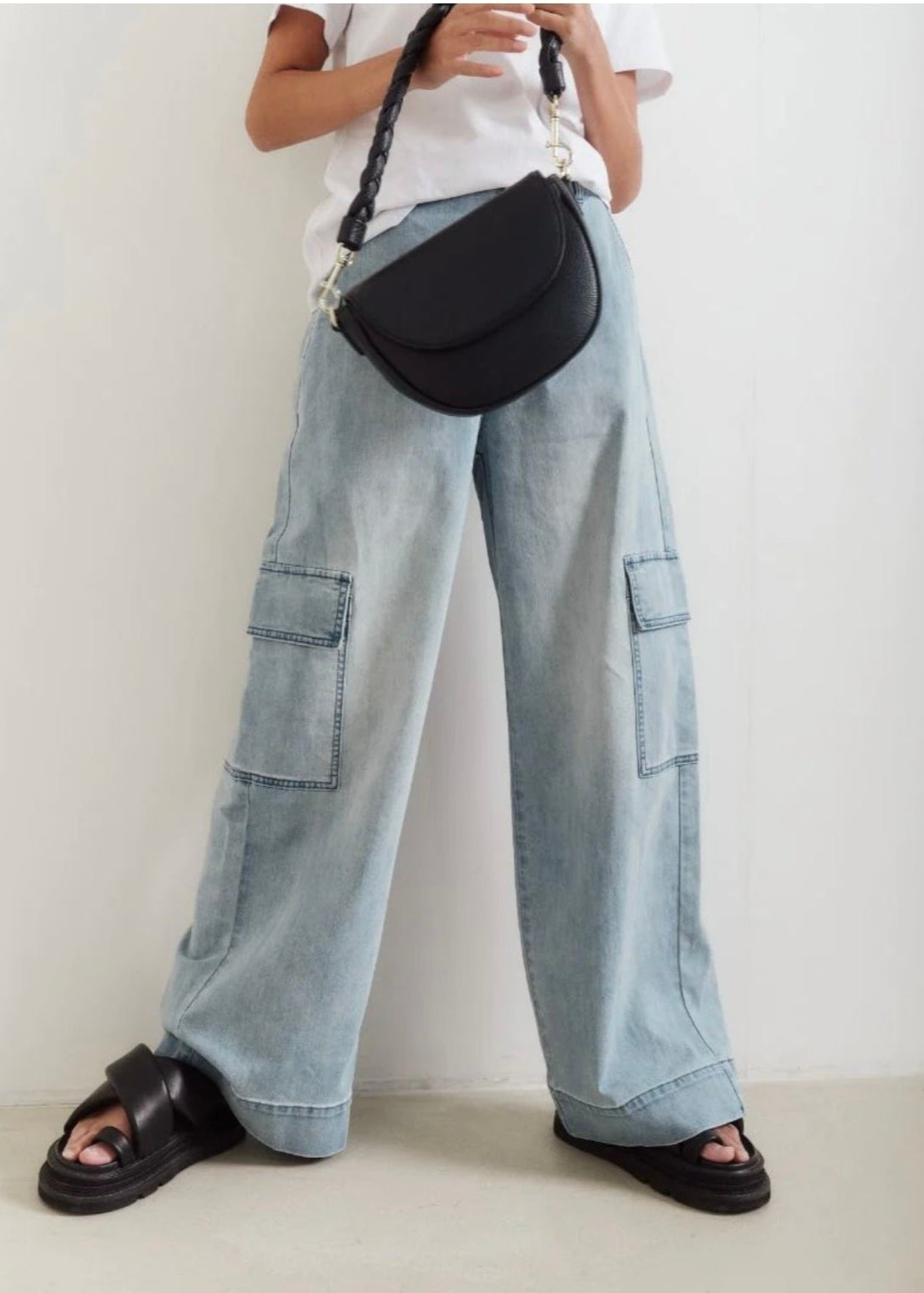 Ariel Cargo Jean ~ Denim