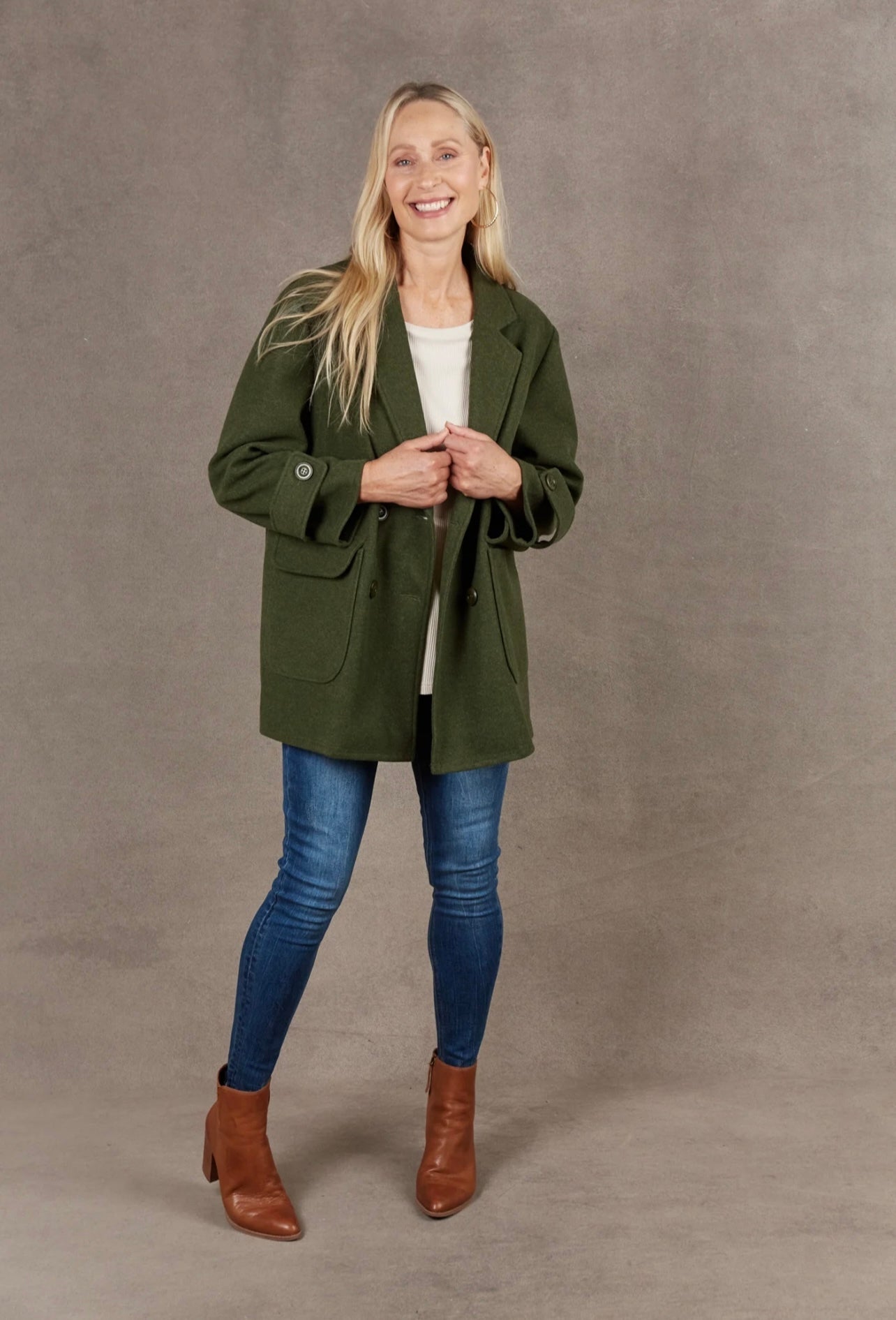 Mohave Blazer ~ Olive