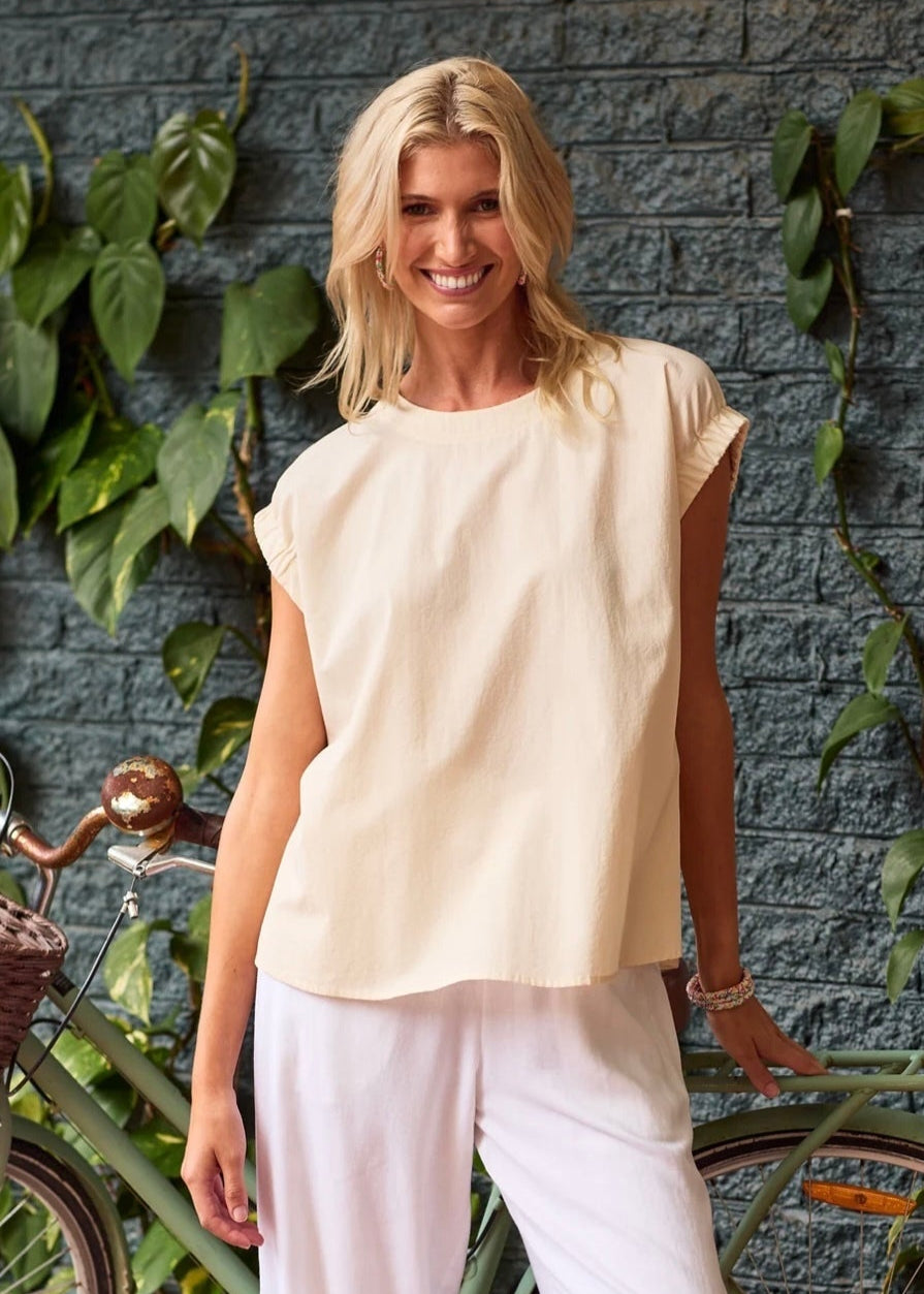 Adelfia Top ~ Cannoli