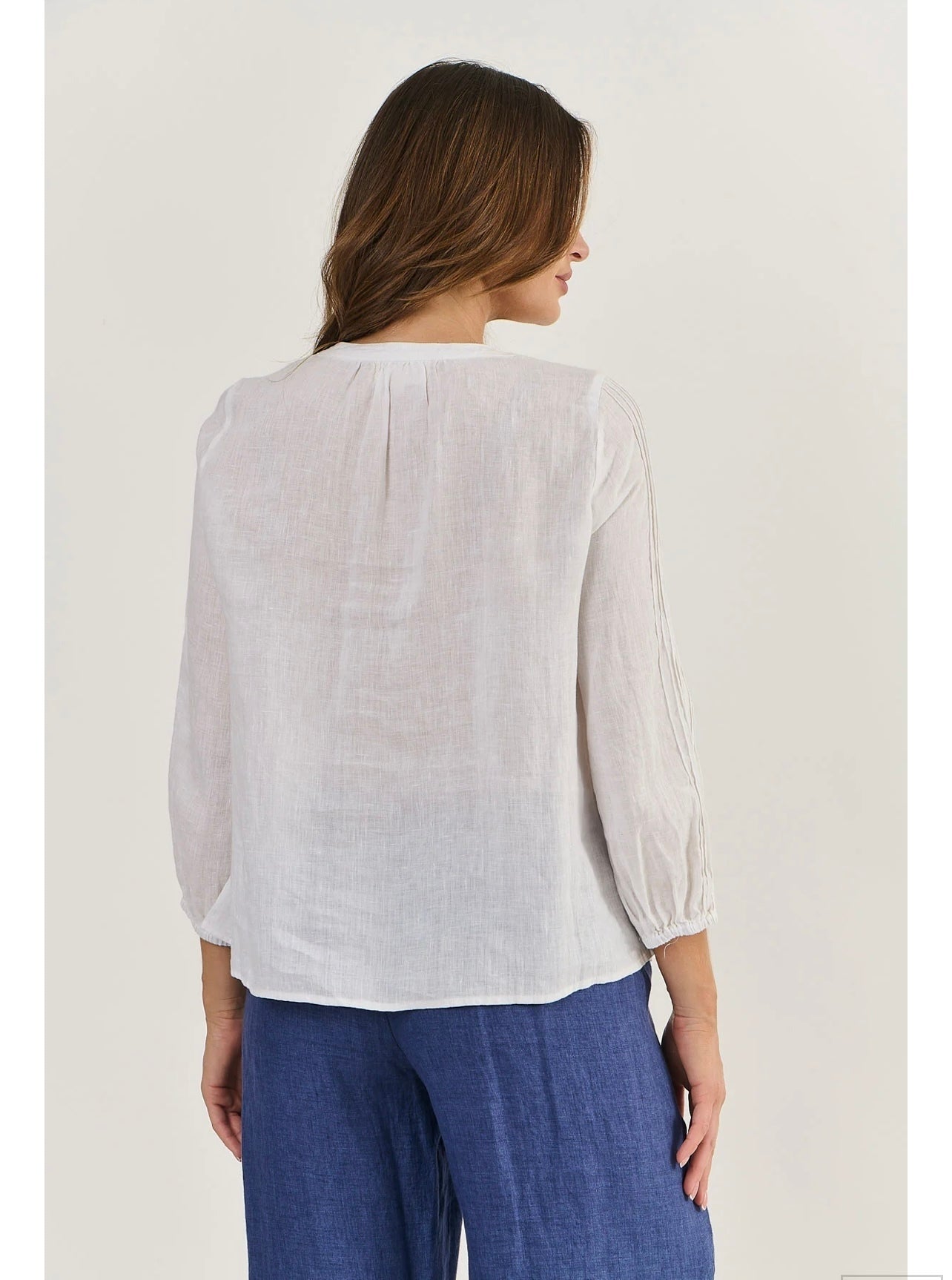 Linen Pintuck Top ~ White