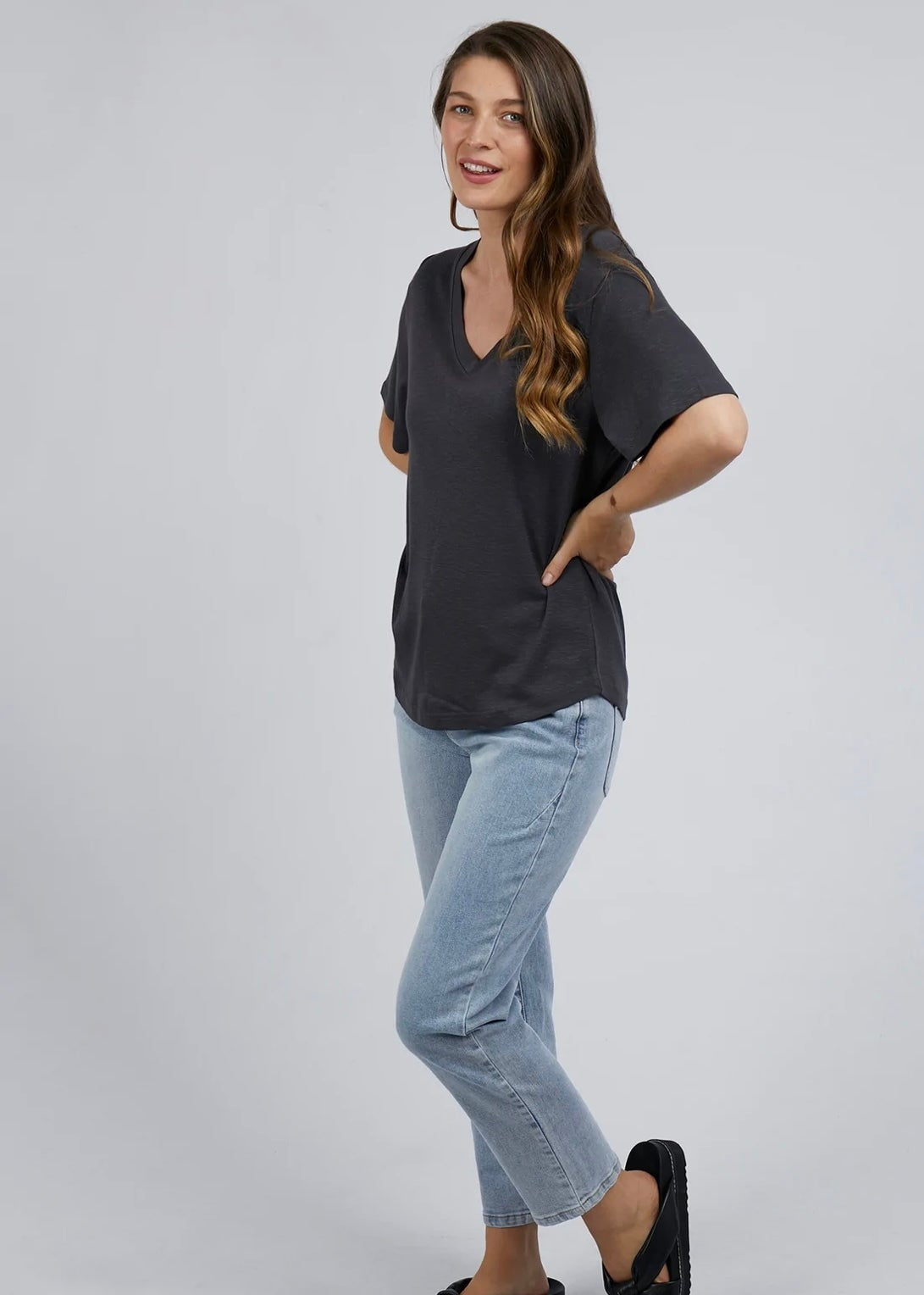 Classic Vee Tee ~ Coal